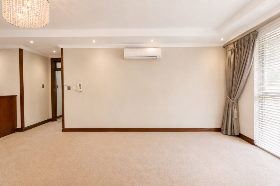 4 Bedroom Property for Sale in Heuwelsig Free State